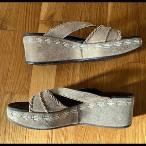 Donald Pliner Metallic Platform Sandals - Size 8